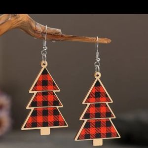 BRAND NEW Christmas 🎄  Earrings